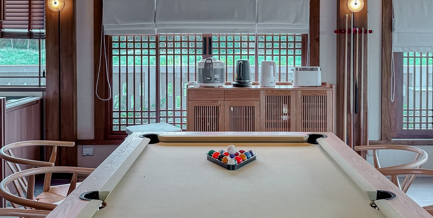 In Yeon Big House
