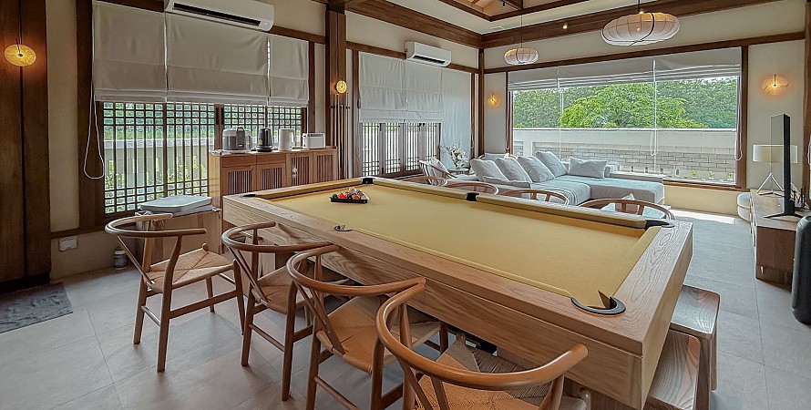 In Yeon Big House