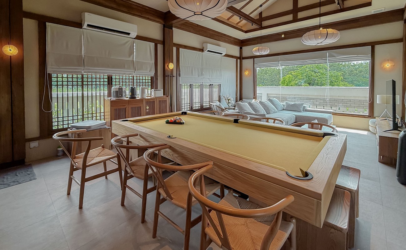 In Yeon Big House